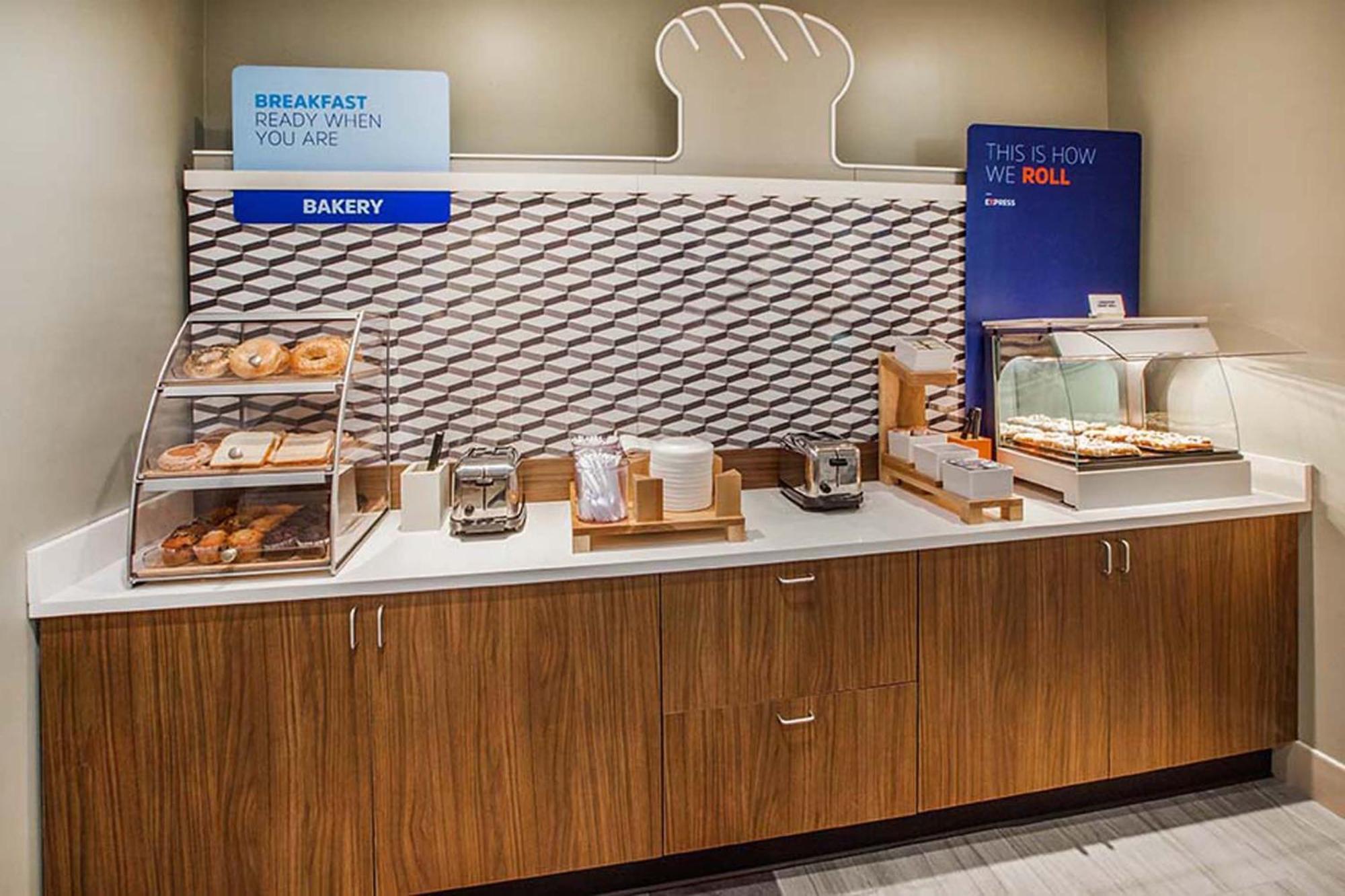 Holiday Inn Express Hotel & Suites Mount Airy By Ihg Luaran gambar