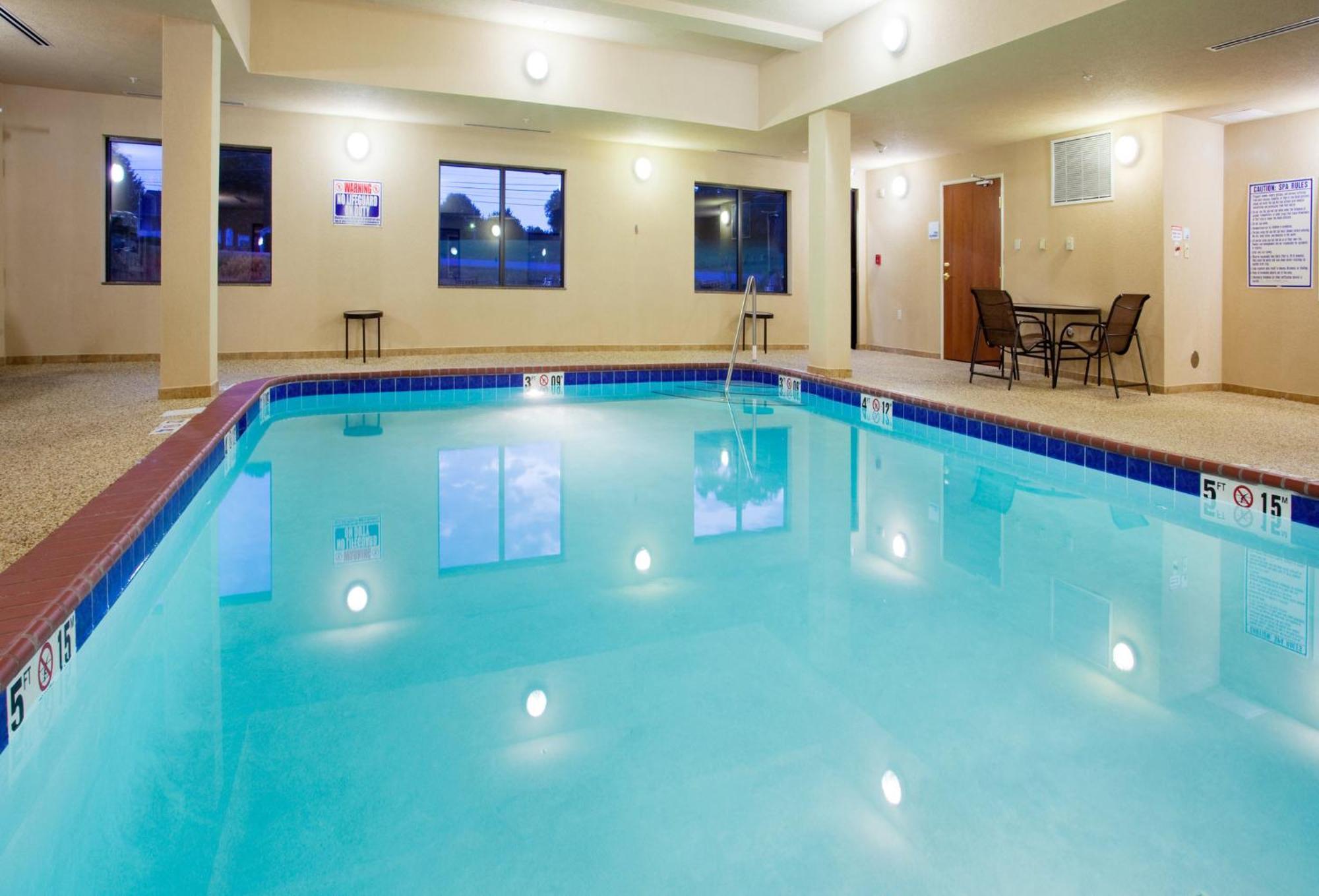 Holiday Inn Express Hotel & Suites Mount Airy By Ihg Luaran gambar
